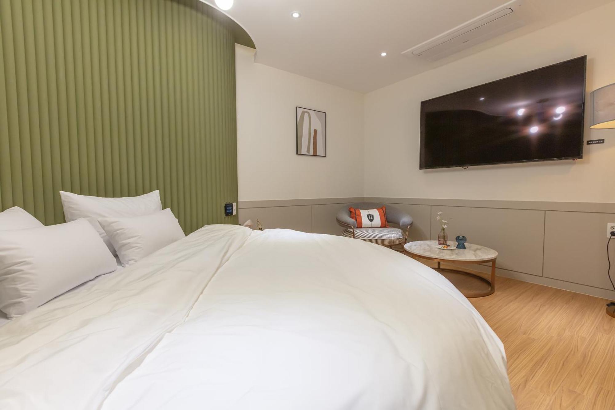 Nomad Hotel Gimhae Eksteriør billede