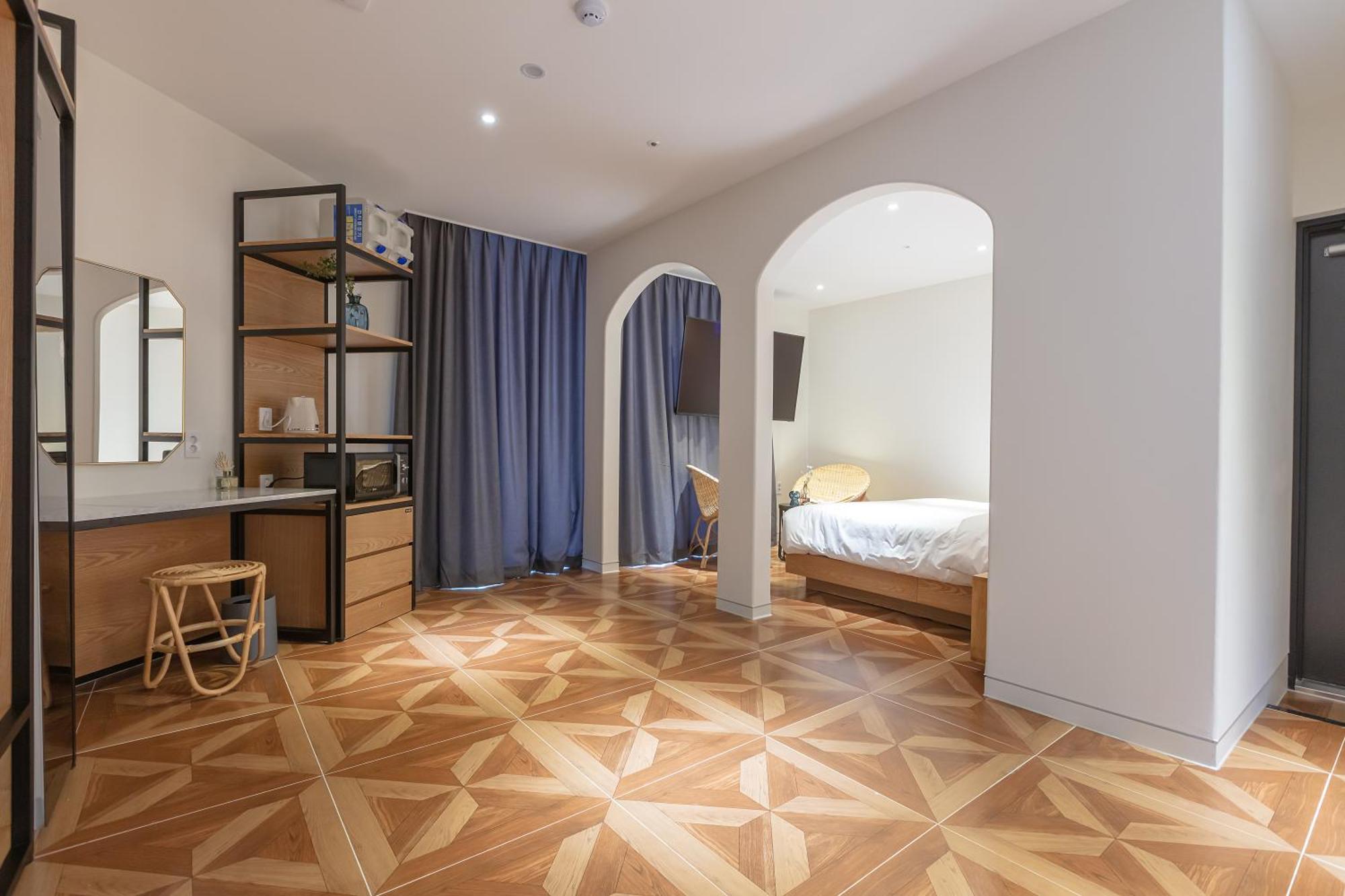 Nomad Hotel Gimhae Eksteriør billede